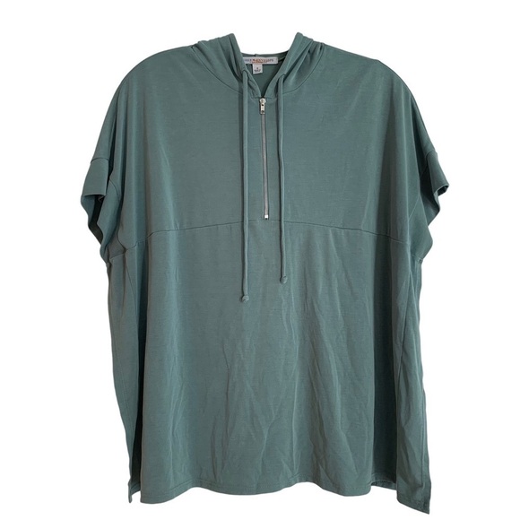 Green Envelope Cropped Poncho - Picture 1 of 6